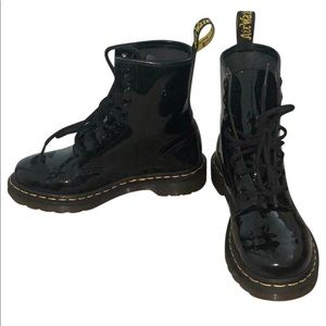 1460 dr. Marten’s patent leather